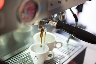 Le café est bon pour le coeur, mais il faut le boire le matin, selon cette étude (archives). KEYSTONE/CHRISTIAN BEUTLER